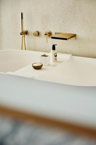 Landscape King  Room