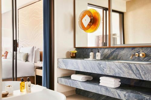 Landscape King  Room