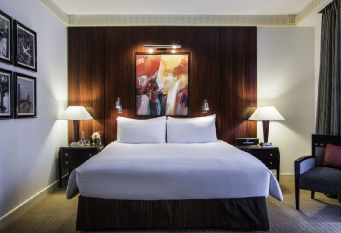 Luxury Accessible Room - 1 Queen Bed