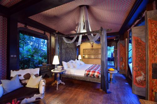 Forest Tent
