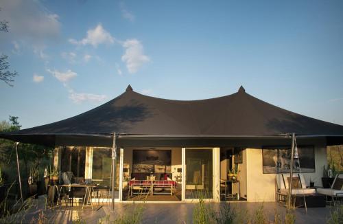 Tented ‘Rock’ Suite