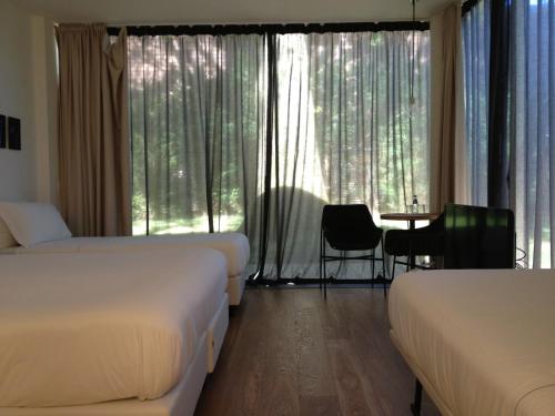 Suite with Garden View