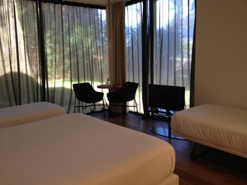 Suite with Lake View
