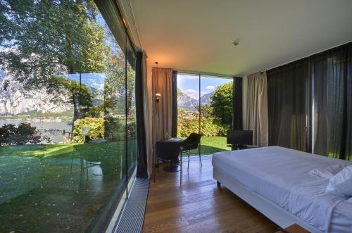Suite with Lake View