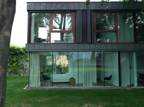 Suite with Lake View