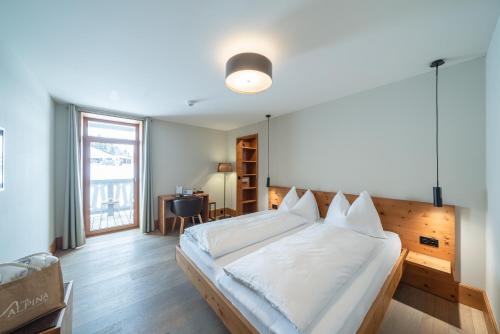 Superior Double Room With Balcony