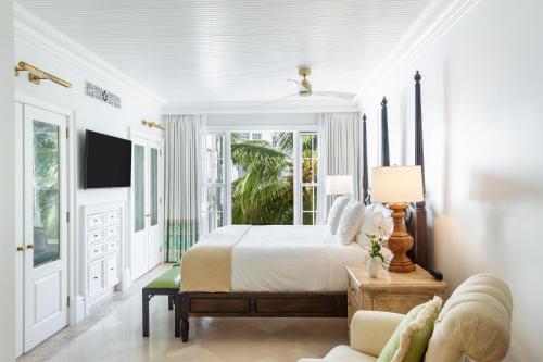 One-Bedroom Suite with Ocean View