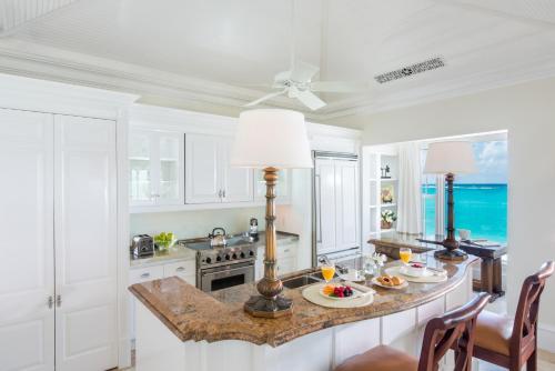 One-Bedroom Suite with Ocean View