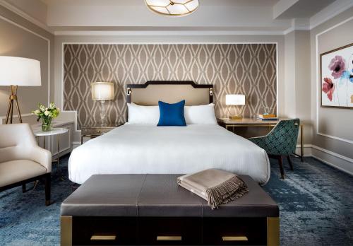 Signature King Room