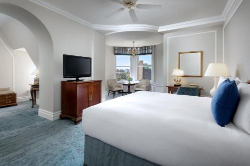 Signature King Room