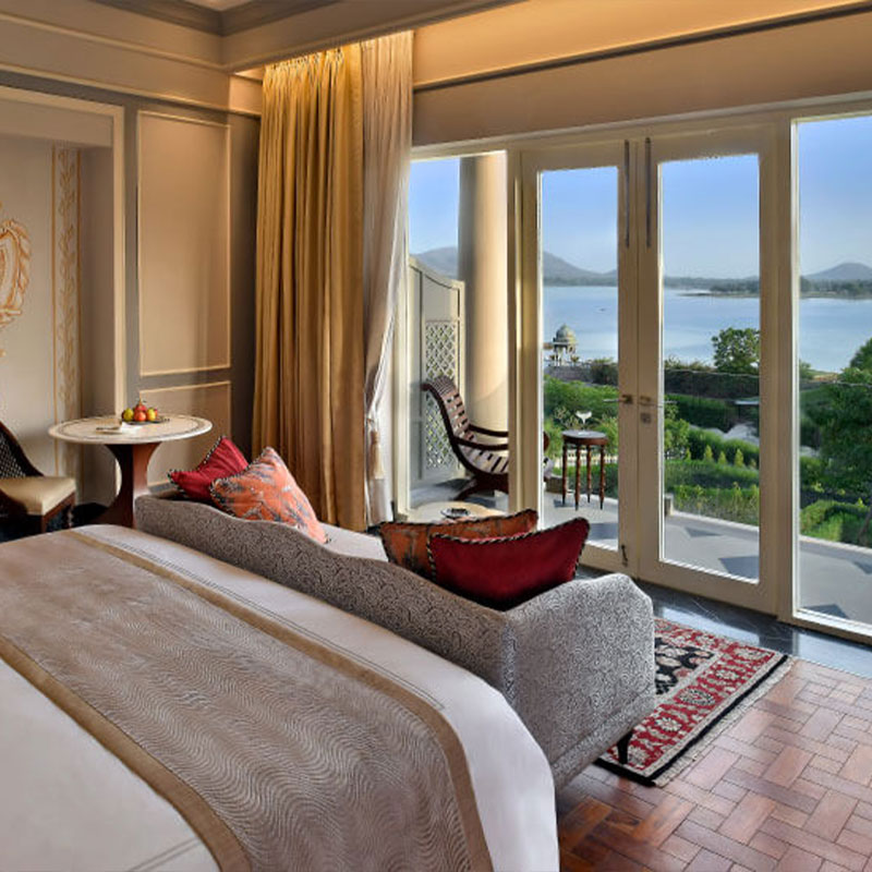Flamingo Signature Room with Plunge Pool