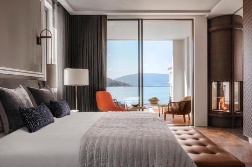 Deluxe Double Room with Bay View