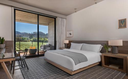 King Room with Balcony and Vineyard View - High Floor