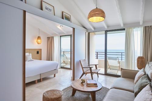 115 ft² Suite with Terrace - Sea View