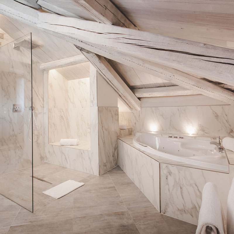 Almaranto Suite