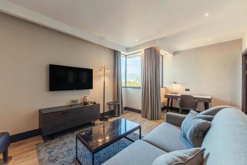 The Fellows Duplex Suite Apartment