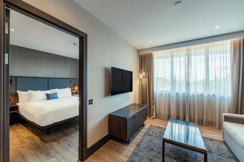 The Attenborough Apartment Suite
