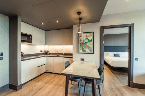 The Attenborough Apartment Suite