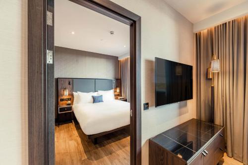 The Barton Apartment Suite