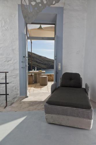 One-Bedroom Apartment with Sea View - Split Level