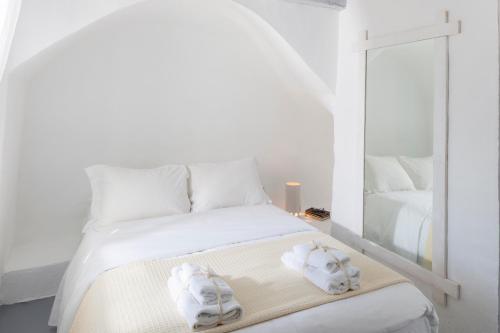 Two-Bedroom Apartment with Sea View - Split Level