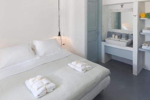 Two-Bedroom Apartment with Sea View - Split Level