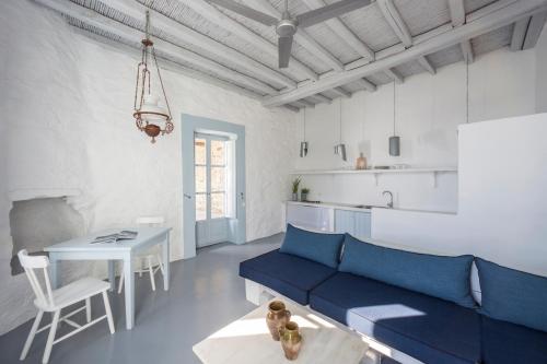 Two-Bedroom Apartment with Sea View - Split Level