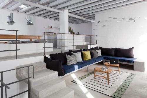 Two-Bedroom Apartment with Sea View - Split Level
