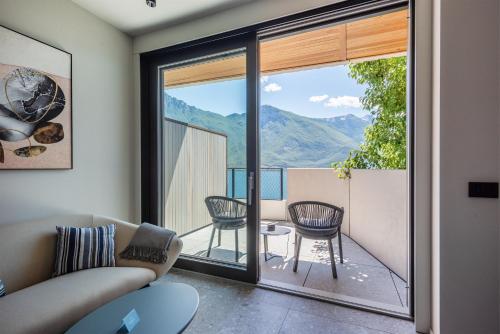 Junior Suite with Lake View