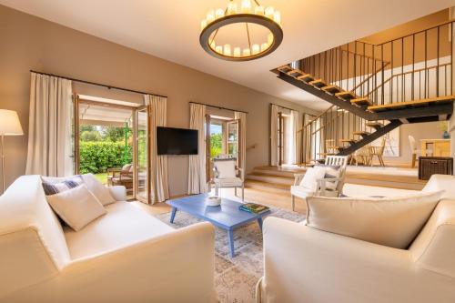 Two-Bedroom Residence with Terrace and Garden
