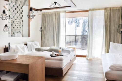 Superior Double Room With Balcony