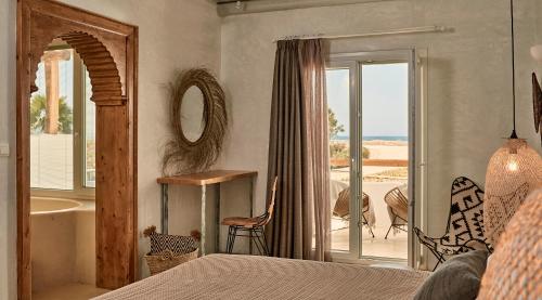  Deluxe Upper Floor Sea View Suite with Jet tub