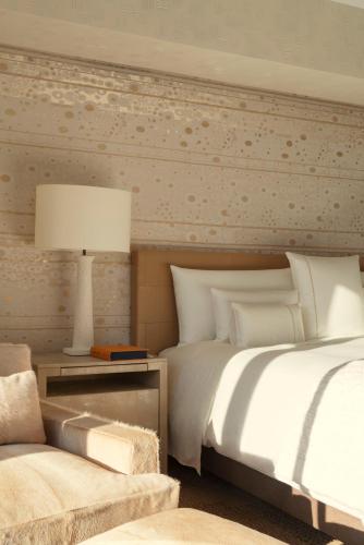 Louver Deluxe room