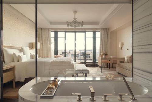 Balcony Junior Suite