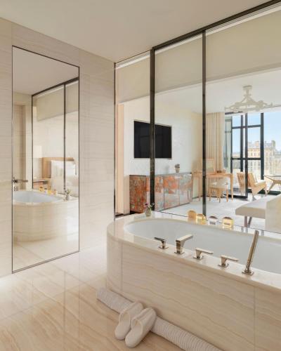 Seine Suite 