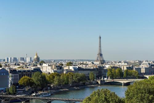 Eiffel Suite
