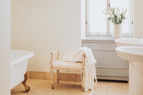 Deluxe Family Suite with Sea View