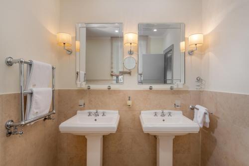 Standard Suite with Pool View
