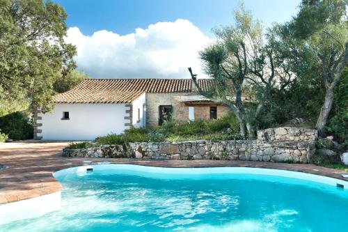 Villa With Private Pool