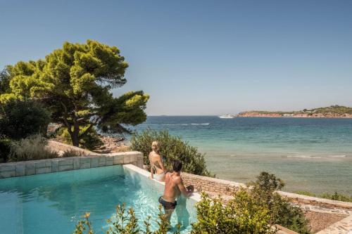 Bungalow Suite with Private Pool and Sea View