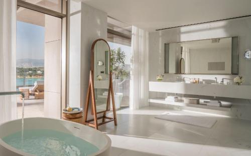 Arion Royal Two-Bedroom Suite