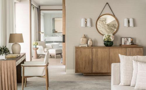 Arion Panoramic King Suite with Sea View