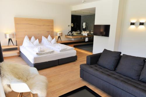 Junior Suite with Panoramic View and Terrace 