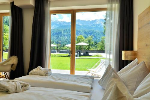 Junior Suite with Panoramic View and Terrace 