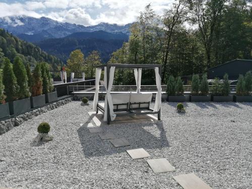 Spa nest with private sauna - panoramic view of the sunny side with terrace