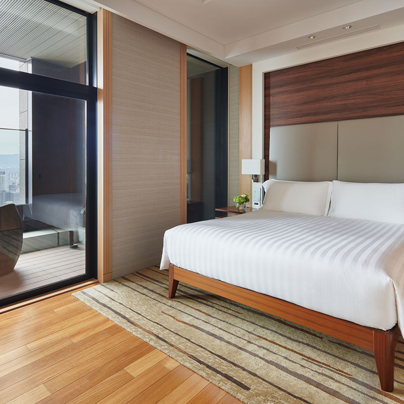 Three-Bedroom Residence - Top Floor
