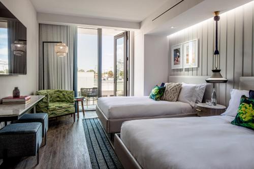 The Ray Queen Room with Two Queen Beds and Terrace