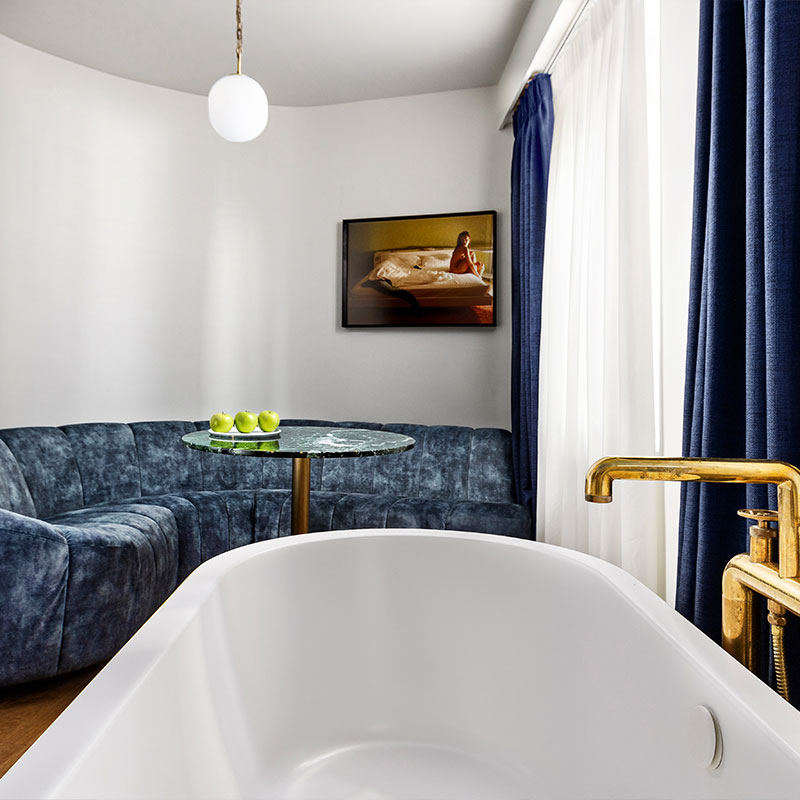 Cool Corner Suite