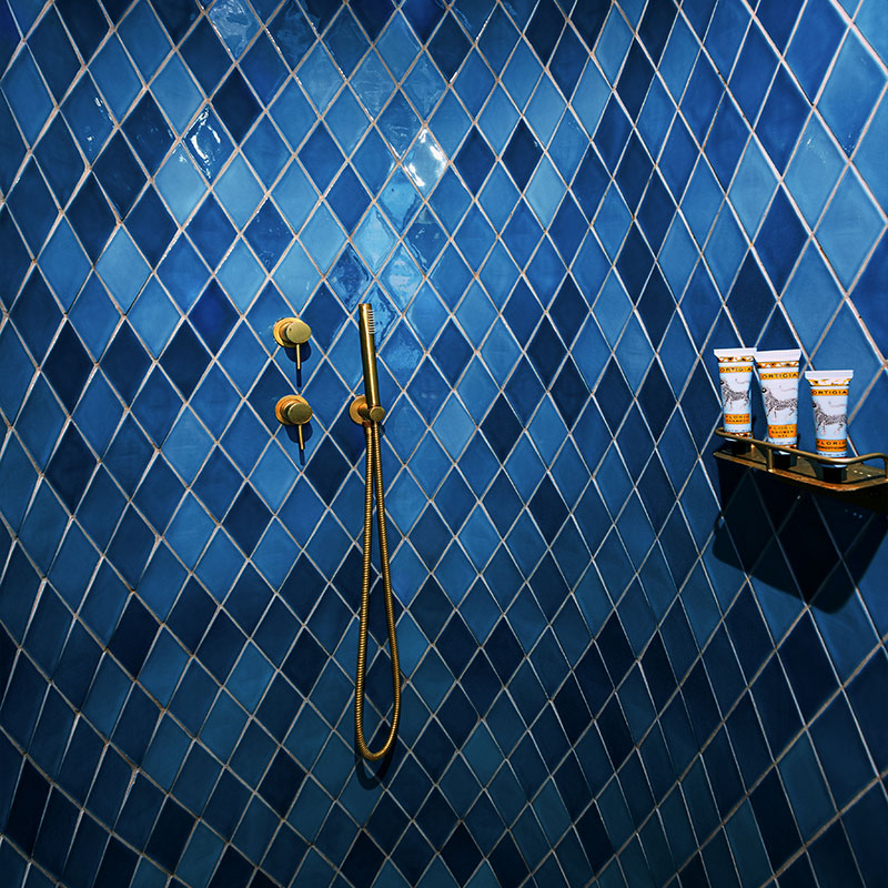 Cool Corner Suite