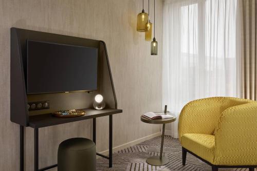 Executive King room - Courtyard view